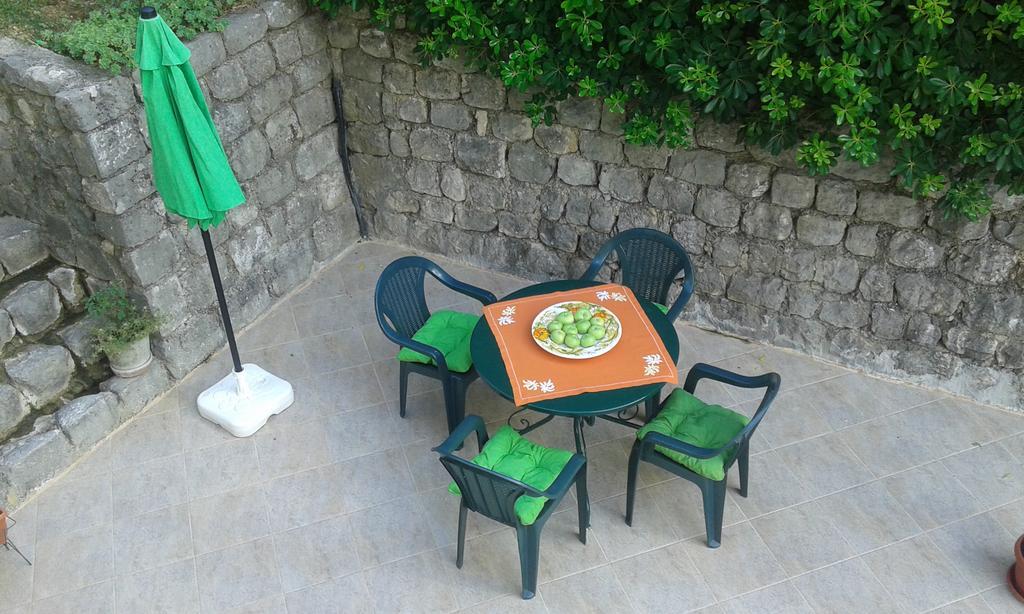Apartment Adela Kotor Exterior foto