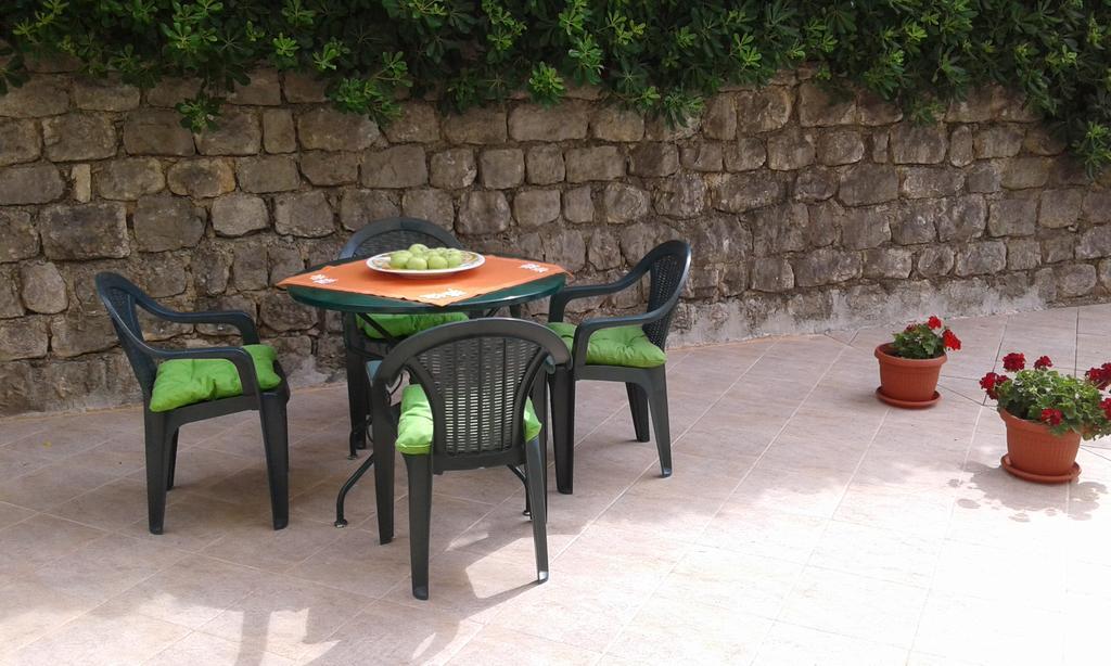Apartment Adela Kotor Exterior foto